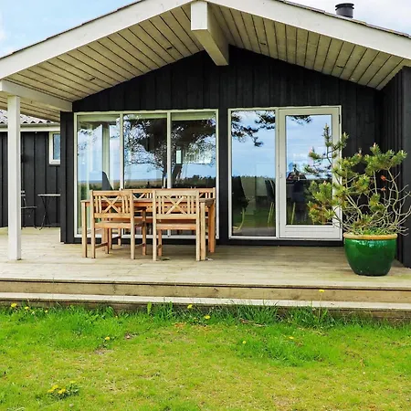 בית נופש 9 Person In *