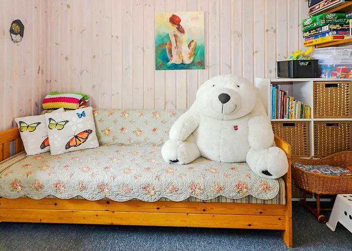 9 Person In * Hadsund